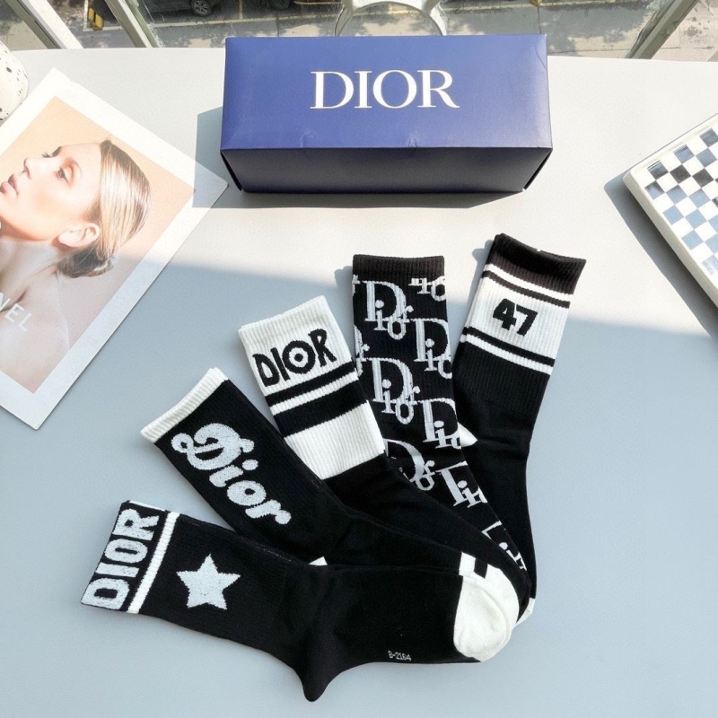 DIOR